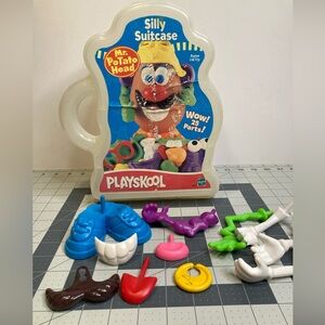 Vintage 1998 Playskool Hasbro Mr. Potato Head Silly Suitcase 11 Parts